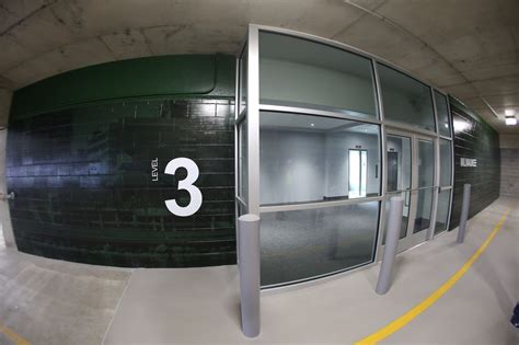 Bucks Open New 5th Street Parking Structure | Milwaukee Bucks