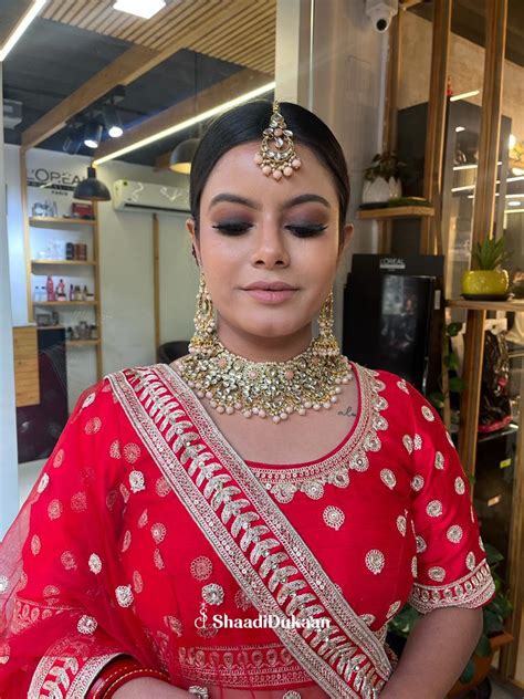 Isha Makeup Artist - Makeup Artist in Surat