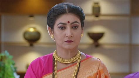 Paaru TV Serial Online - Watch Tomorrow's Episode Before TV on ZEE5