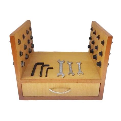 Rezultat imagine pentru Hand Tool Test