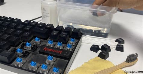 How to Clean Wireless Keyboard 的图像结果