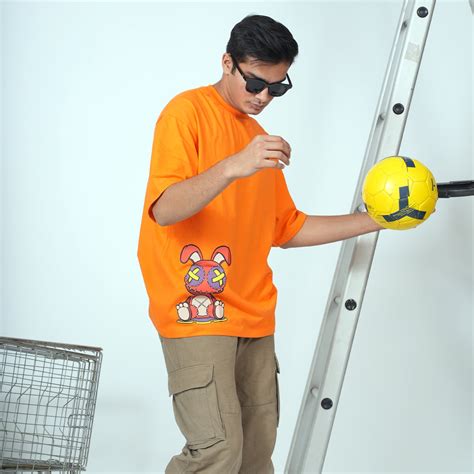 Rabbit Oversized loose fit Orange T-shirt – Bloopers