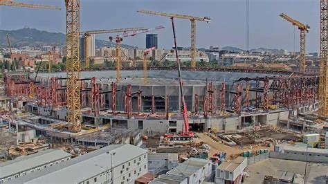 Stunning new images show Barcelona's revamped 105,000-capacity Nou Camp being built during £1 ...