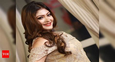 Super Singer Junior premiere: Host Rooqma Ray steals the show with her ...