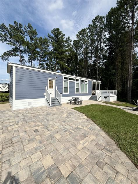 Cabin 193: Pine Haven | Island Oaks RV Resort