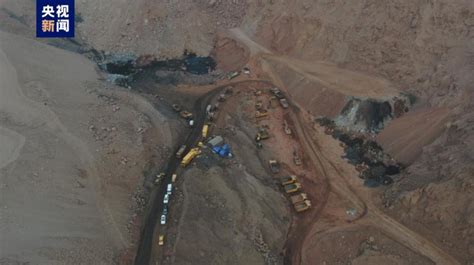 内蒙古煤矿坍塌救援进展：东西两侧救援通道打通 已布设边坡雷达_腾讯视频