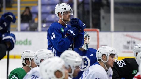 Vancouver Canucks star Elias Pettersson unfazed by contract uncertainty ...