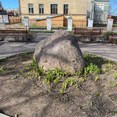 MEMORIAL SIGN TO MAECENAS FYODOR CHIZHOV (2025) All You Need to Know ...