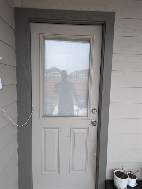 How to install screen door : r/howto