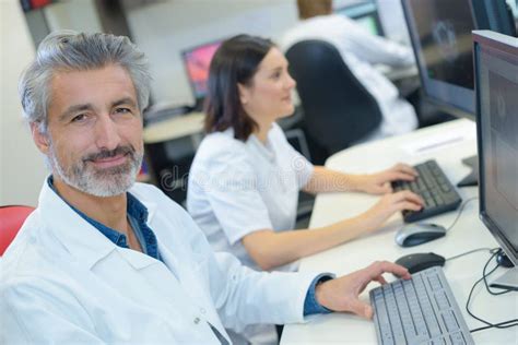 Information Technology Chart for Lab 的图像结果