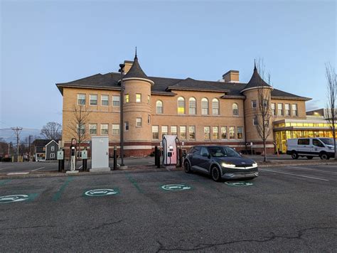 Reading Public Library (2) | Reading, MA | EV Station
