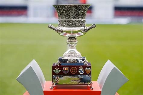 Supercopa De Espana Trophy