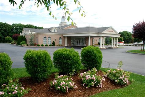 TUCKER QUINN FUNERAL CHAPEL - Updated October 2025 - 643 Putnam Pike ...