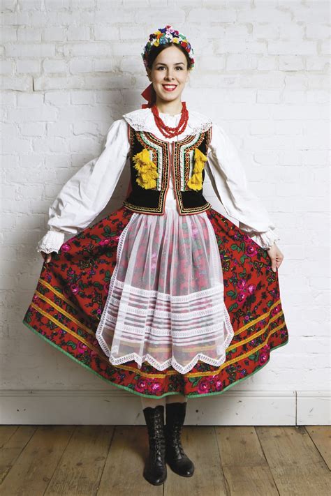 A few examples of Polish regional dresses :) ... - Polish Folk Costumes ...