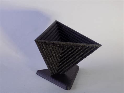 Tetrahedron 3D Model 的图像结果