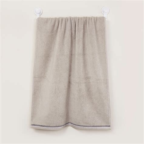 Buy Medley Solid Bath Towel- 70 x 150 cm from Home Centre at just INR 849.0