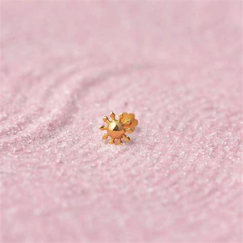 Arrowburst Dome 18K Simple Gold Nose Pin for Women – Yuvora