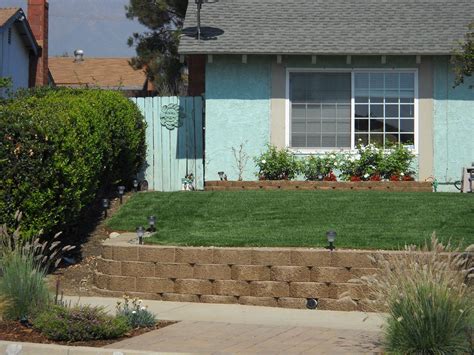 22 Garden Bed Retaining Wall Ideas You Cannot Miss | SharonSable