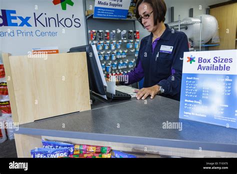 Fedex Kinkos Print Center 27 | My Projects