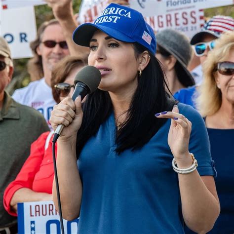 Laura Loomer : r/womenoftheright