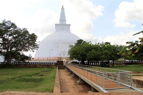 Top 26 Places to Visit in Anuradhapura: Ultimate Travel Guide