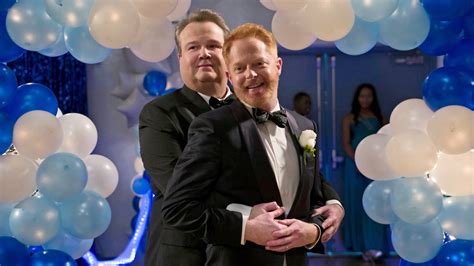 Modern Family: Season 7 - Promposal (2016) - (S7E20) - Backdrops — The ...