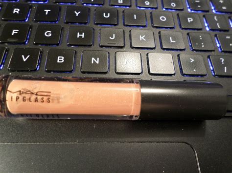 Buy Mac Cremesheen ~ Dazzleglass ~ Mineralize ~ Lipglass ~ In 3d Glass ...