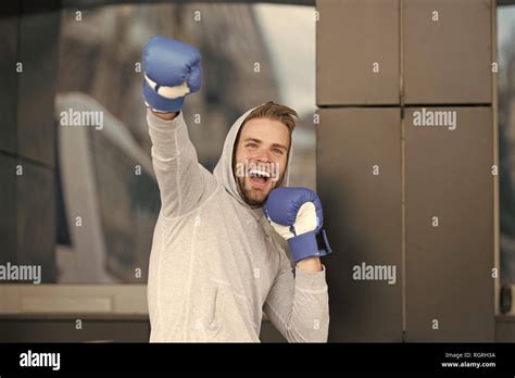 Boxing Winner 的图像结果