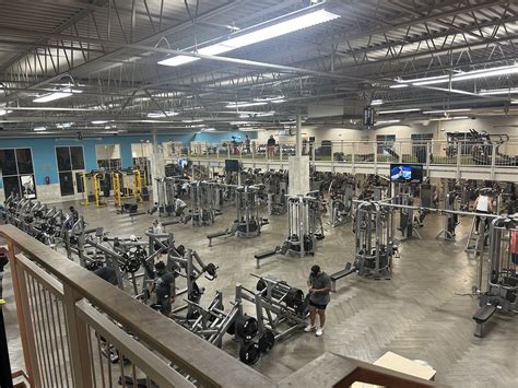 Onelife Fitness (Virginia Beach Blvd) - Virginia Beach, Virginia - 3.8 ...