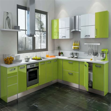 4 Compact Green Kitchen Design Ideas You Should Try in 2025