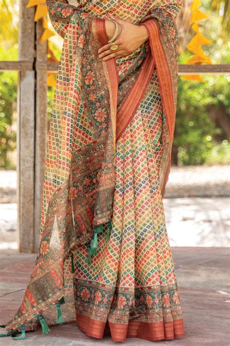 Buy Multicolour Digital Print Saree online-Karagiri