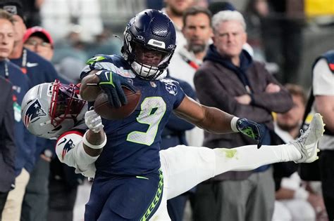 Kenneth Walker III becomes 1st running back to win Super Bowl MVP in 28 ...