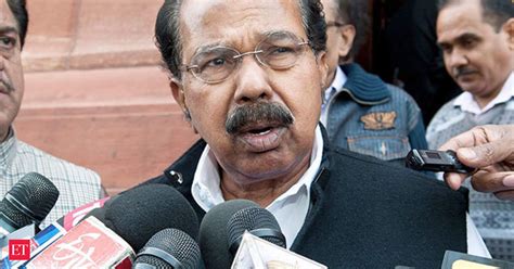 in: Congress leader Veerappa Moily pens down epic poem Bahubali in ...