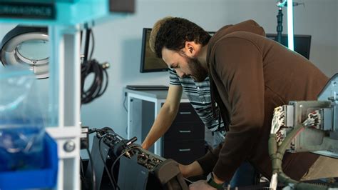 Electrical Engineering and Computer Science Degree 的图像结果