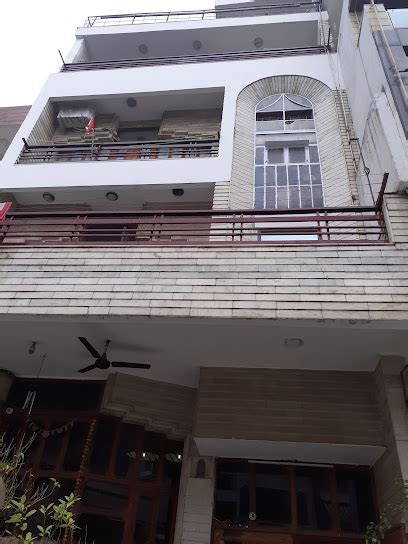 Preet Vihar Metro Station – Route, Timings, Fare, Entry/Exit