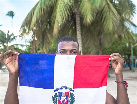 Premium Photo | Dominican pride young black man with dominican republic ...