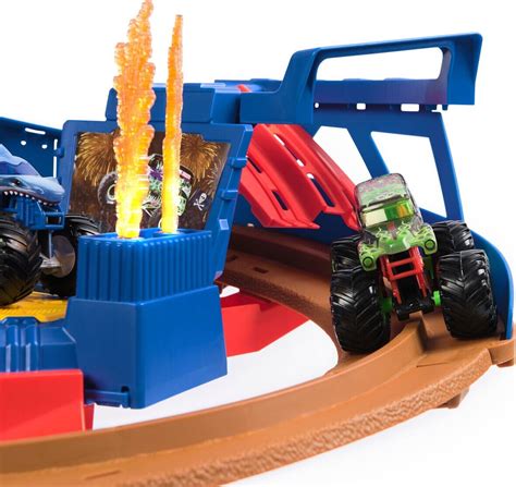 Køb Monster Jam - Bane - 1:64 - World Finals Supercharge Speedway fra ...