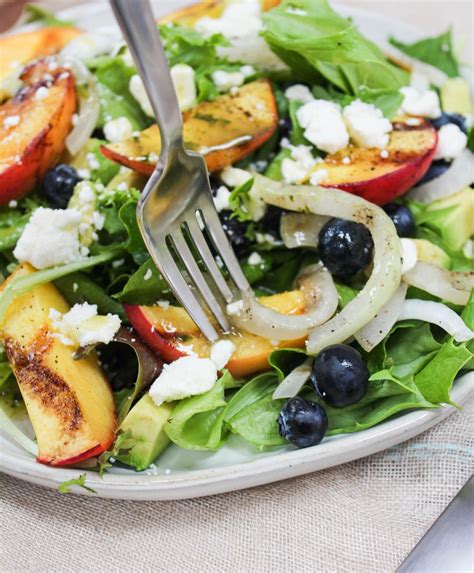 Grilled Summer Peach Salad
