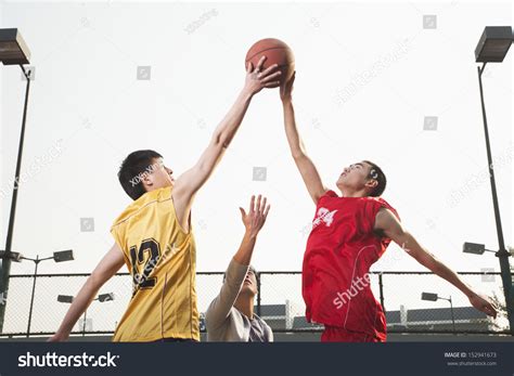58,147 Jump Ball Basketball Images, Stock Photos & Vectors | Shutterstock