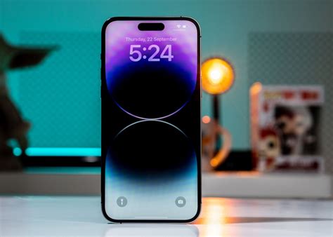 Mobile Phone iPhone 15 的图像结果