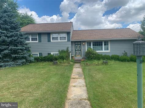 17 Hitchner Ave, Bridgeton, NJ 08302 - See Est. Value, Schools & More
