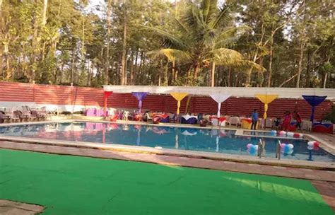 Coorg Coffee Flower Resort In Madikeri Coorg - Bag2Bag