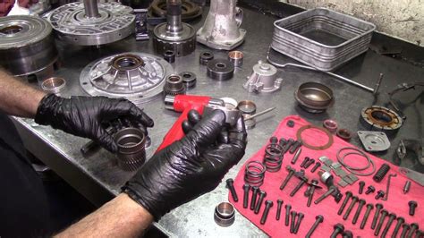 700R4 Transmission Rebuild 的图像结果