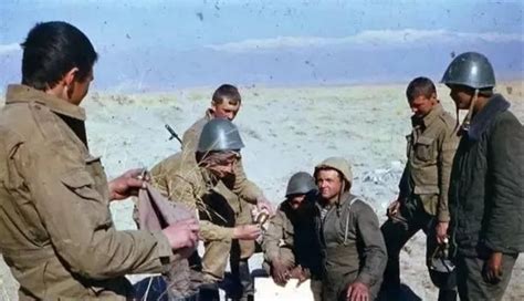 1979年苏联入侵阿富汗战争，1979年12月末