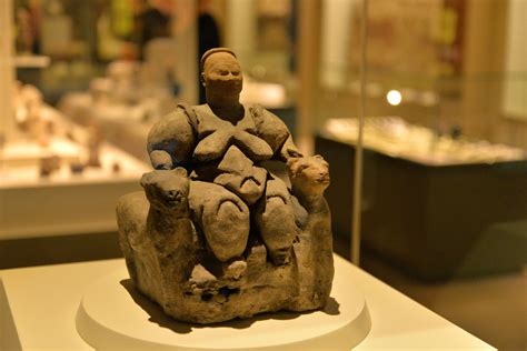 Finds from Çatalhöyük in the Museum of Anatolian Civilizations in ...