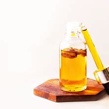 Buy Nat Habit Turmeric Rosehip Mukhalaya Face Oil For Tan, Pigmentation ...