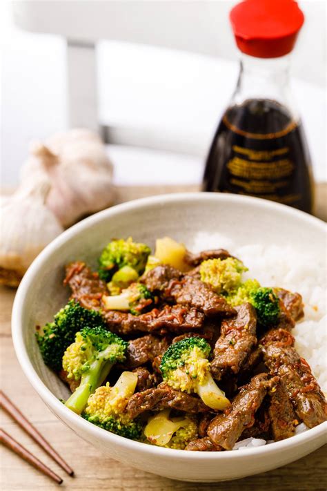 Quick and Easy Beef with Garlic Sauce - Nurtured Homes