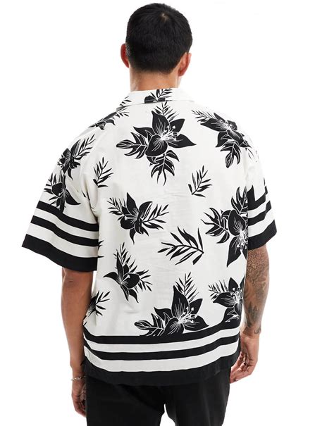 Flower Placement Revere Collar White Shirt – Roar Fox