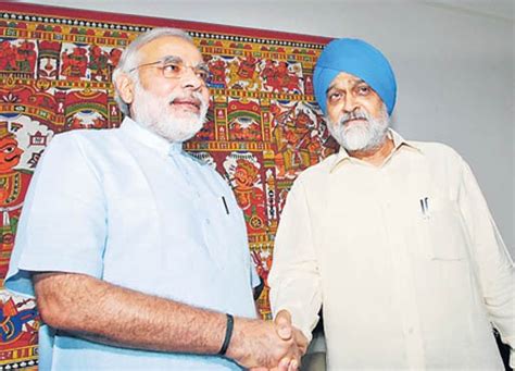 Twenty22-India on the move: Gujarat's annual plan snippets