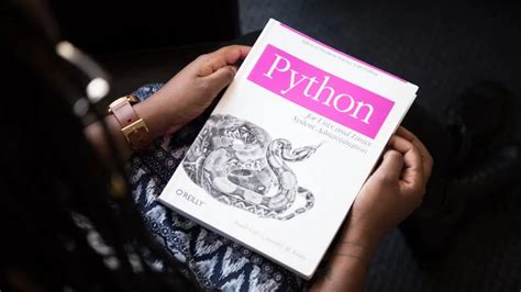 15 Best and Latest Books for Learning Python Programming in India 2024 ...